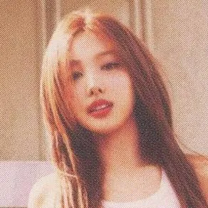 chat with ai character: nayeonxdd