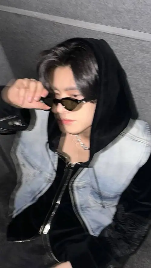 ai character: JAKE background