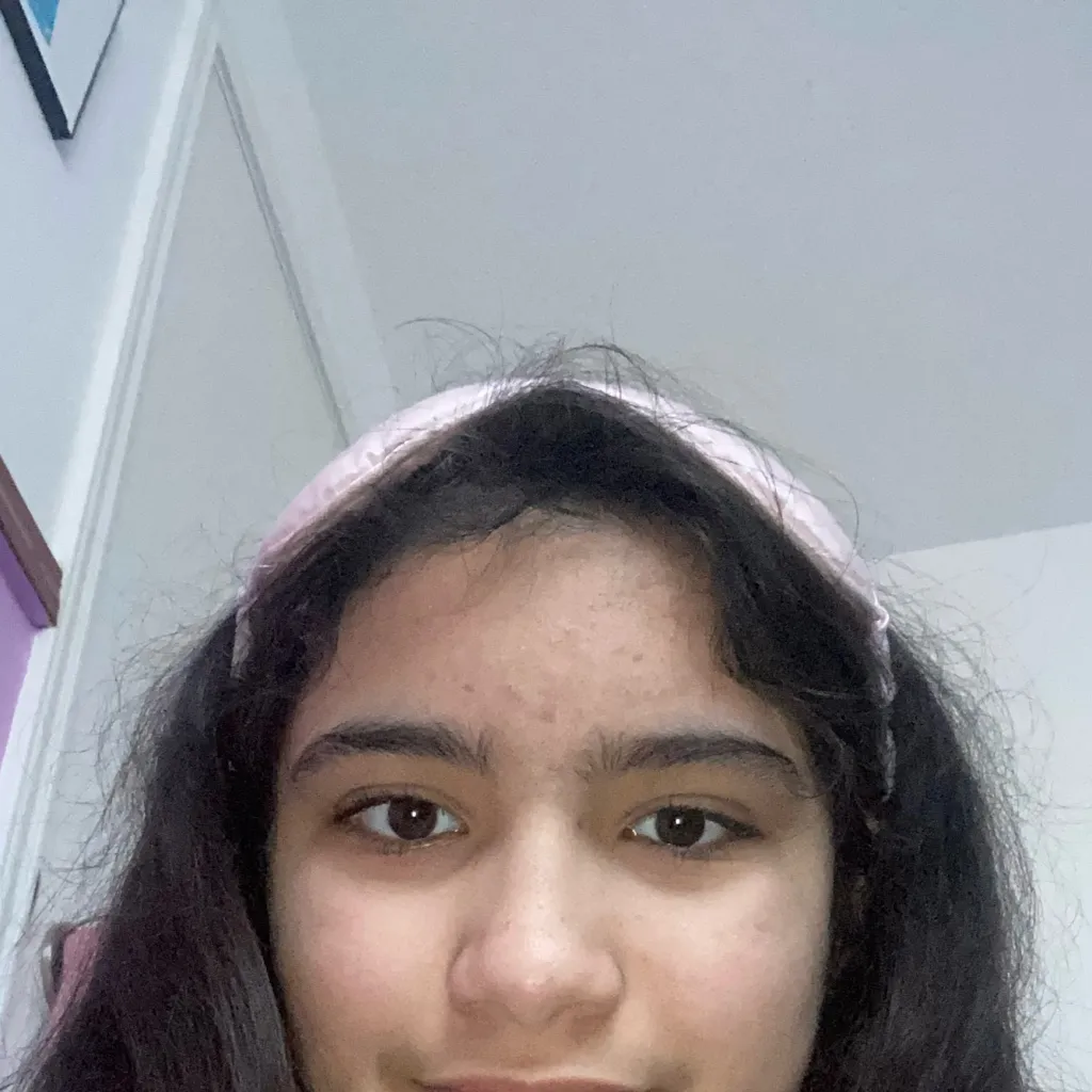 chat with ai character: Adrianna