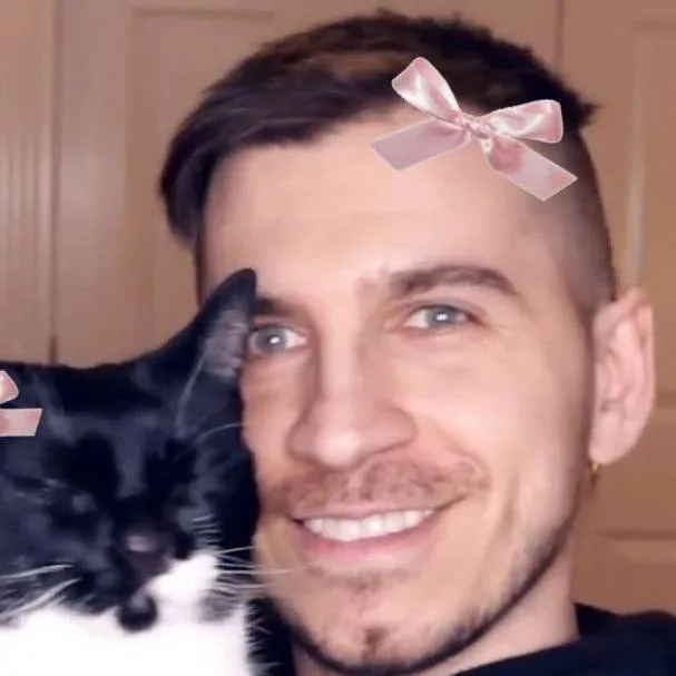 chat with ai character: Dario Gjeta