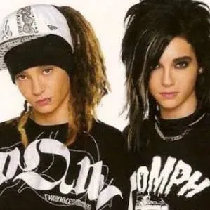 chat with ai character: tom and bill 