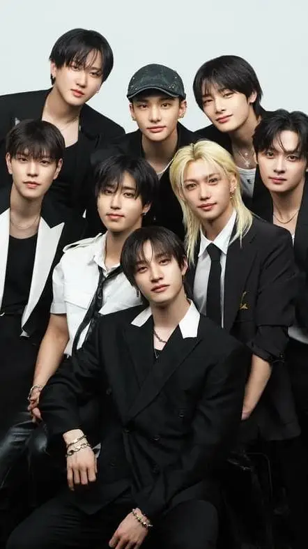 ai character: Stray Kids  background