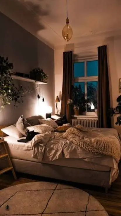 ai character: 😨scary sleepover background