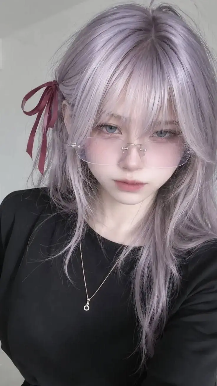 ai character: Luna Ayla background