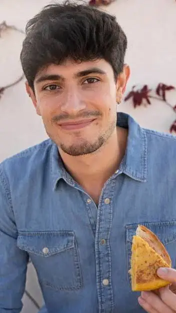 ai character: Español background