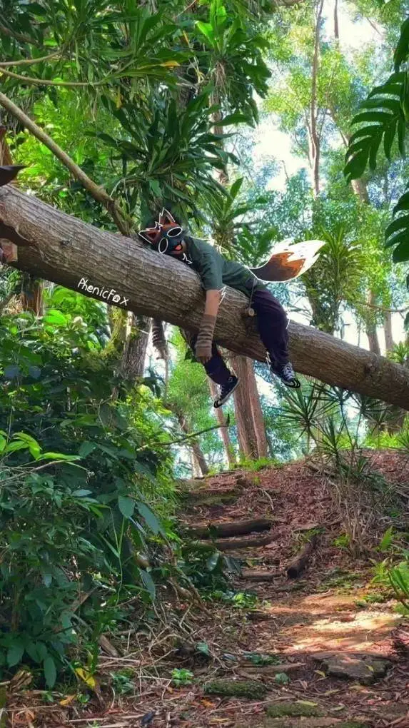 ai character: elima background