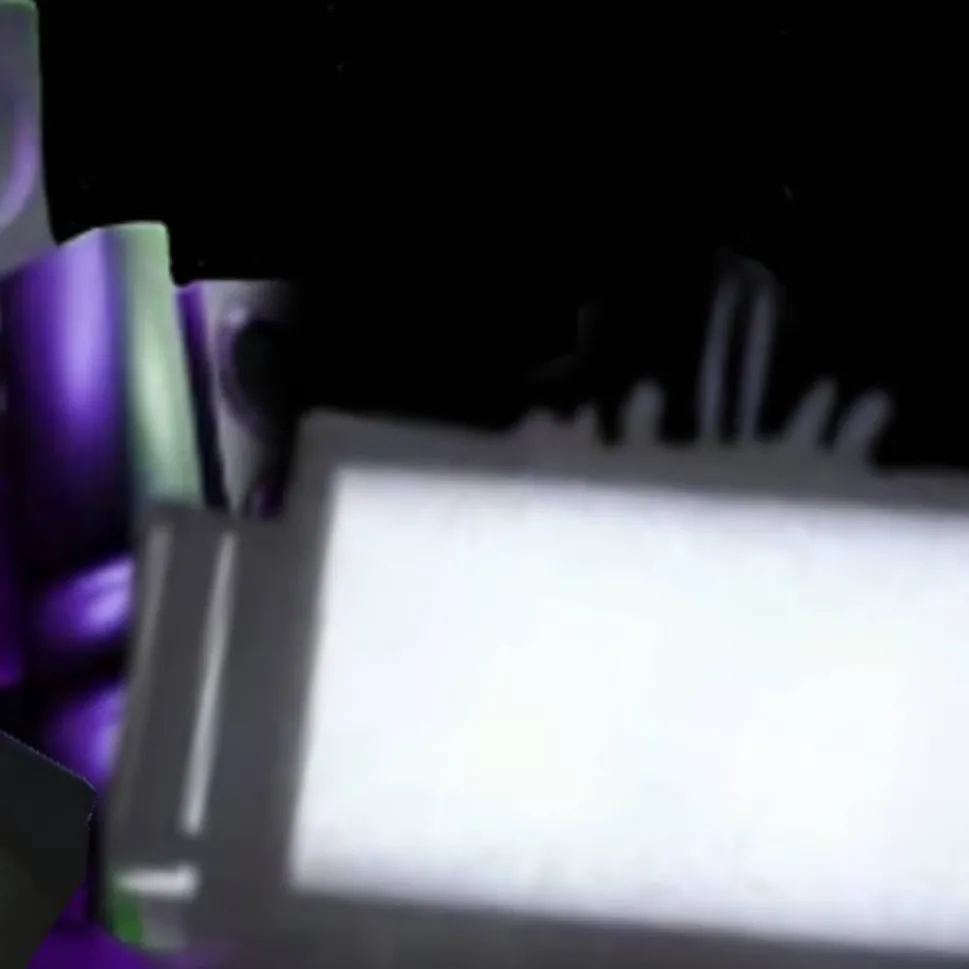 chat with ai character: Titan TV man 