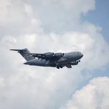 chat with ai character: C-17 Globemaster 