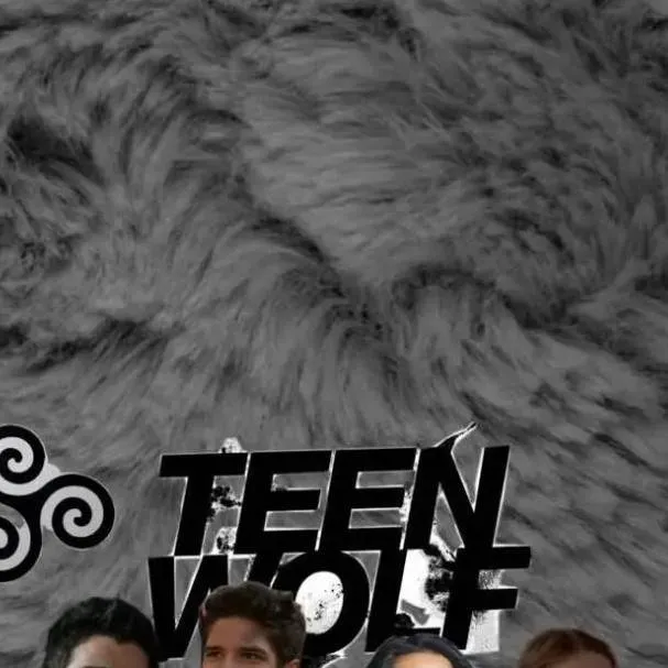 chat with ai character: teen Wolf 