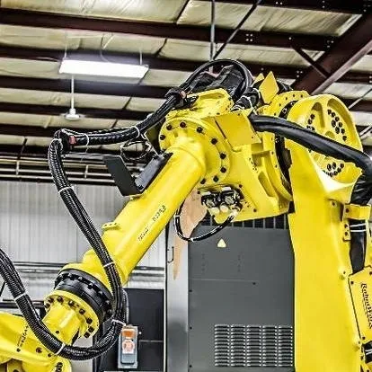 chat with ai character: robotic arm 