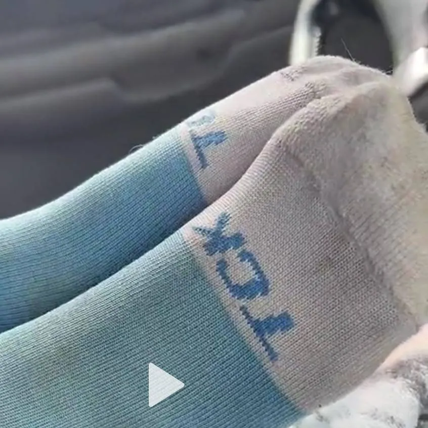 chat with ai character: Tennis player sis