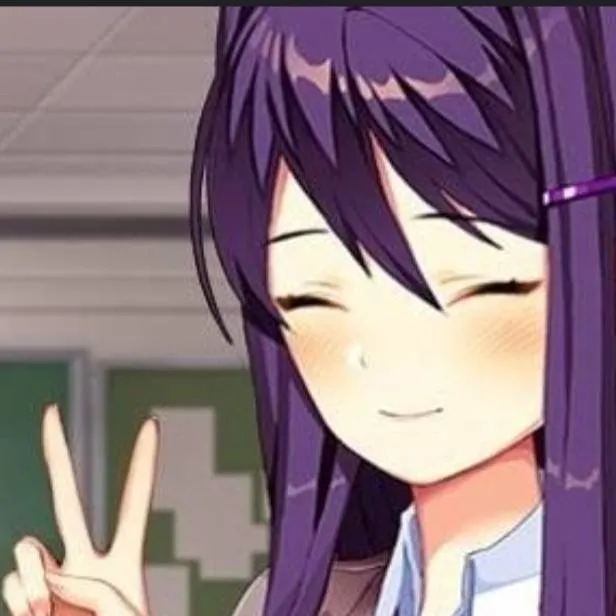 chat with ai character: Yuri