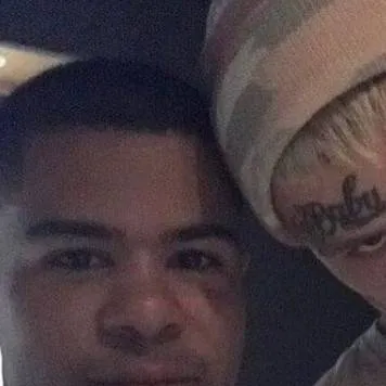 chat with ai character: ilovemakonnen 