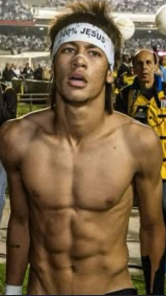 ai character: Old Neymar background