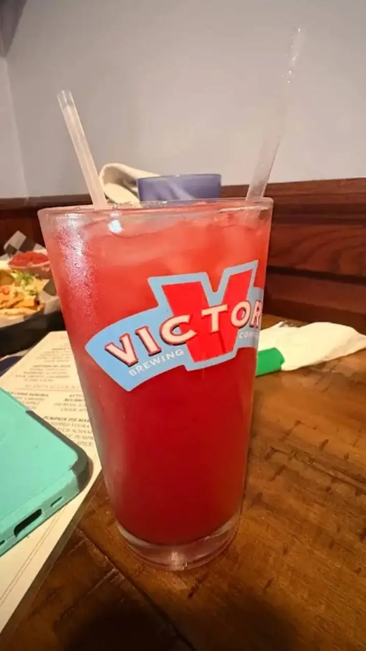 ai character: Friend Group background