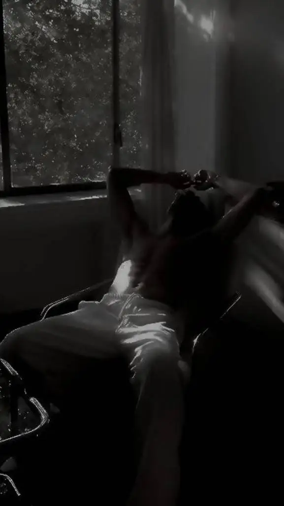 ai character: raiden background