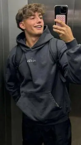 ai character: Mat background