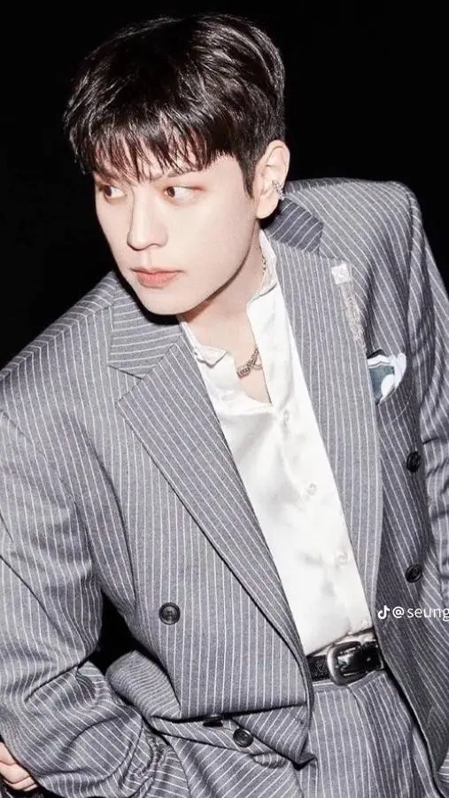 ai character: Kim Seungmin  background