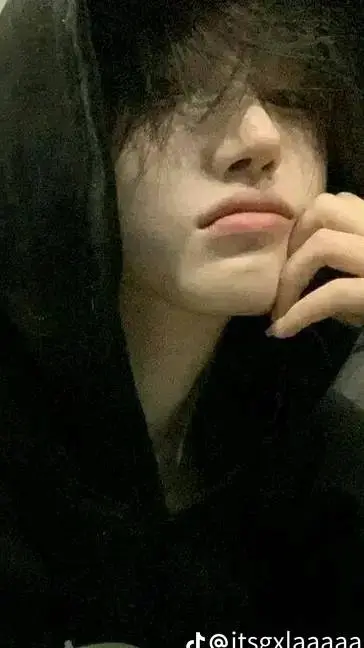 ai character: Xavier background