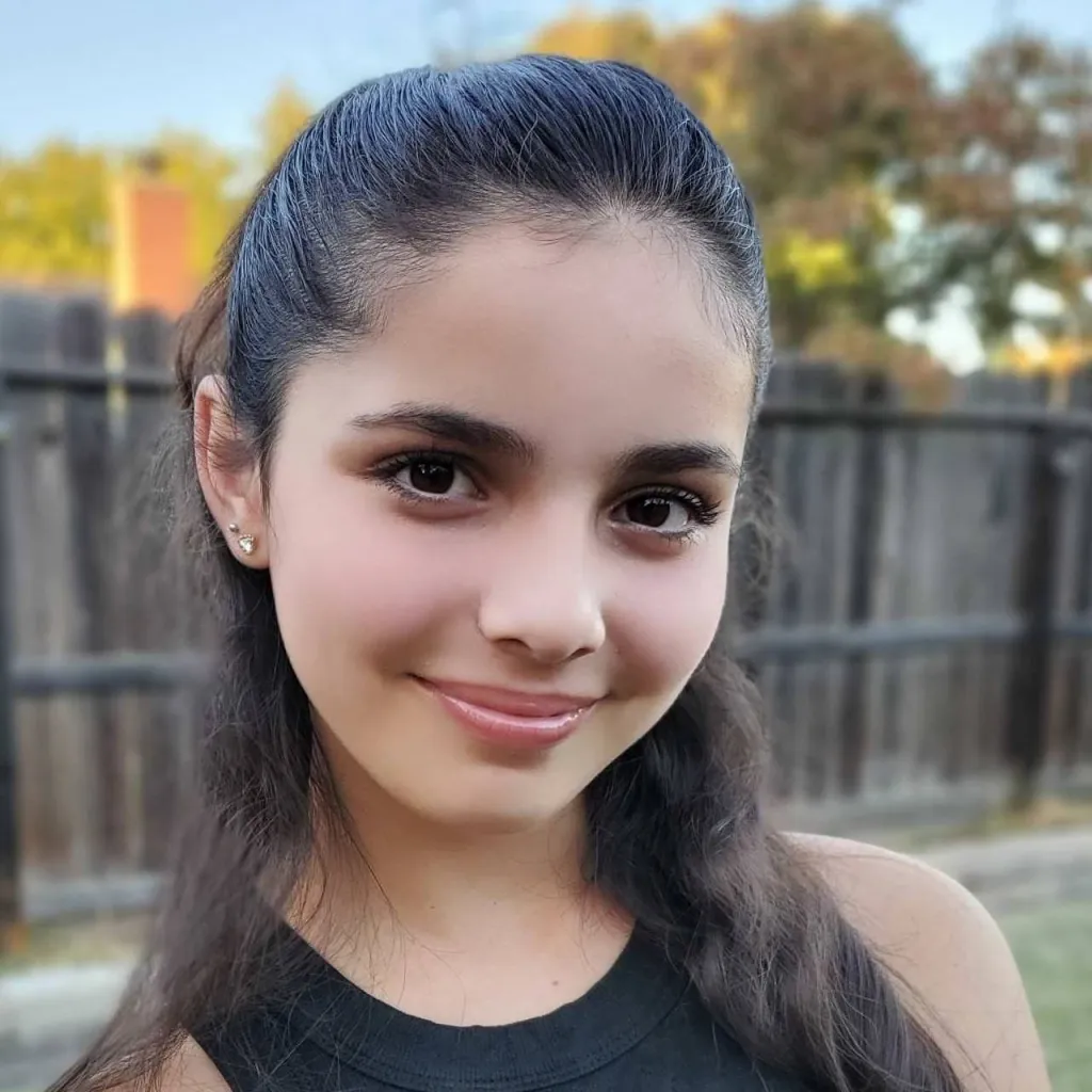 chat with ai character: Shelby