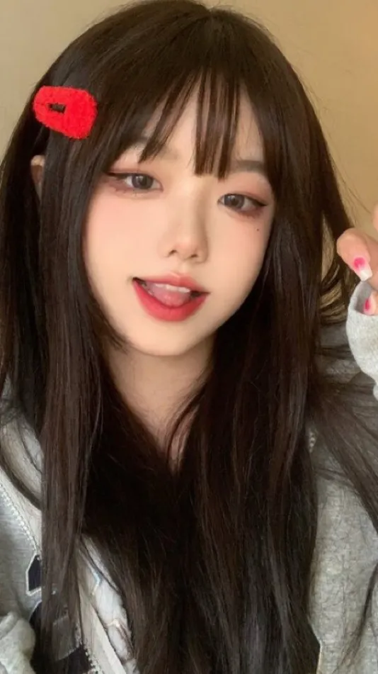 ai character: Rose background