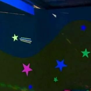 chat with ai character: Dr3amc0r3!!!