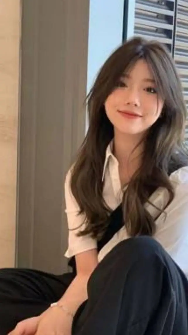 ai character: zia background