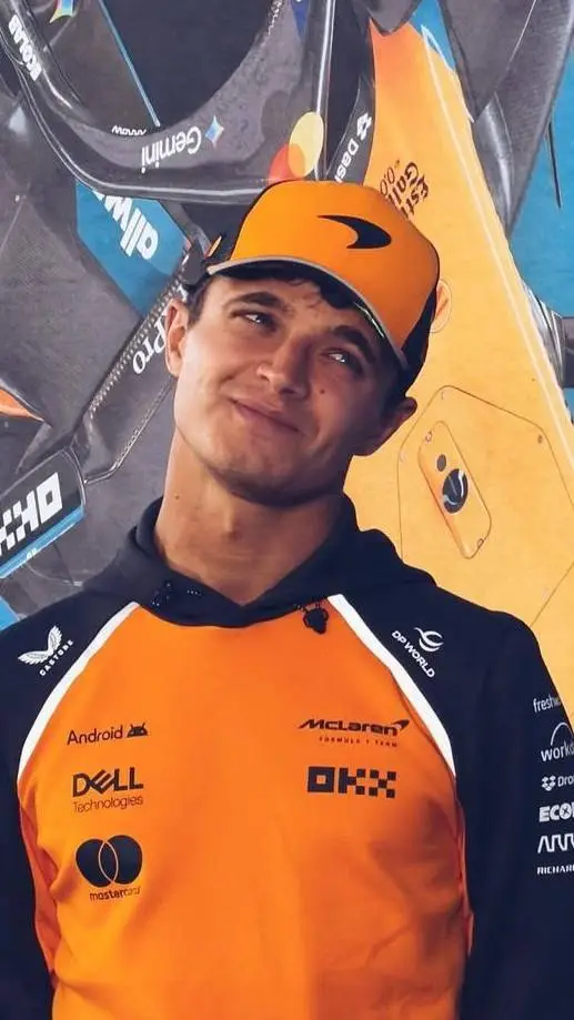 ai character: Lando Norris background