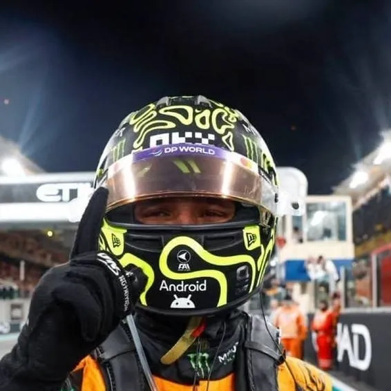 chat with ai character: Lando Norris