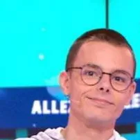 chat with ai character: Emilien ⭐