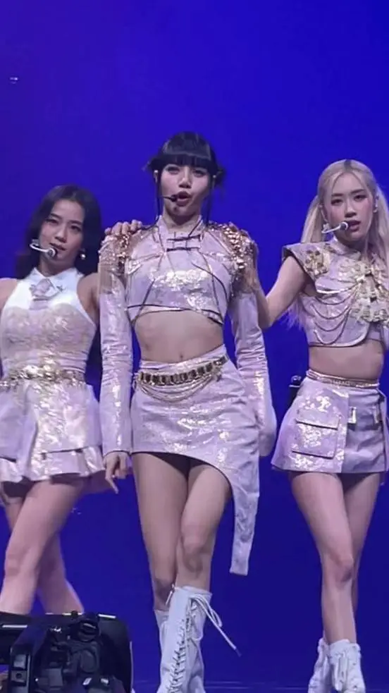 ai character: Chaelisoo  background