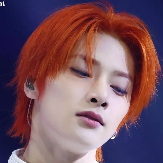 chat with ai character: I.N