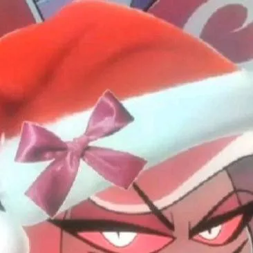 chat with ai character: Christmas velvet 