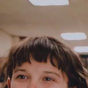 chat with ai character: once hopper