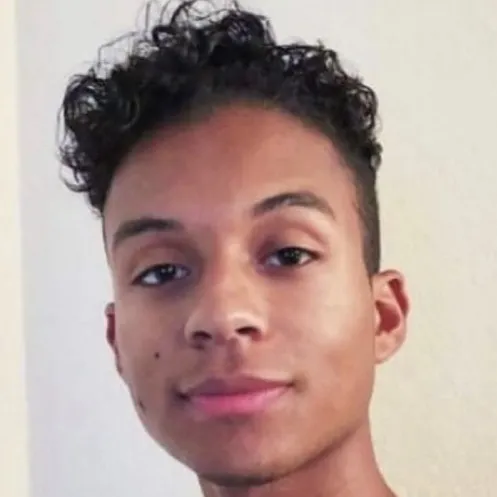 chat with ai character: Jaafar Jackson