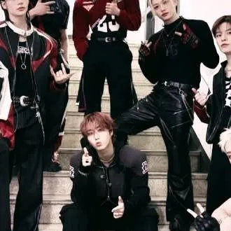 chat with ai character: straykids 