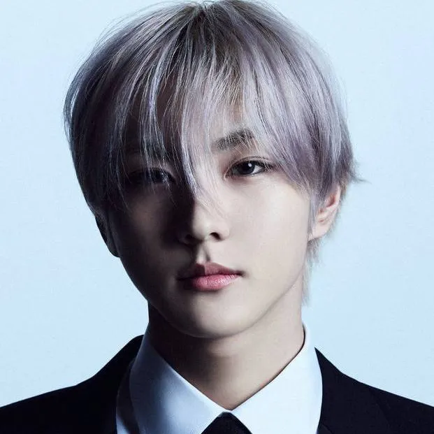chat with ai character: Yang Jungwon