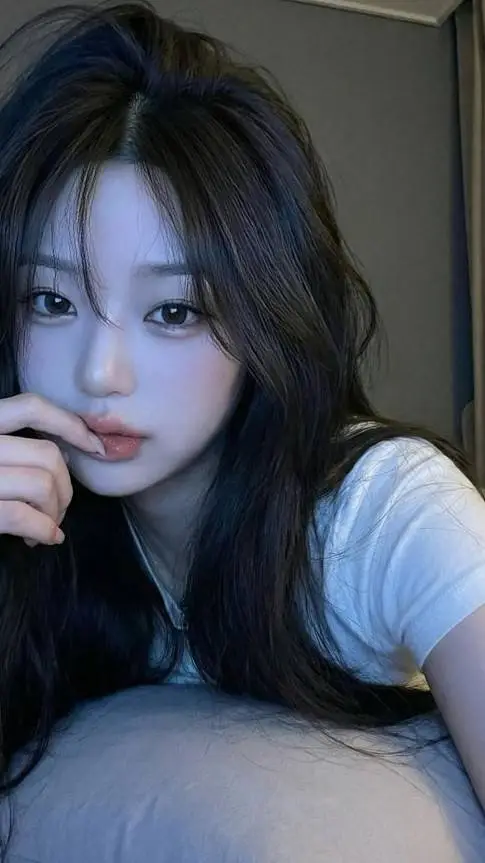 ai character: gjimicel classroom background