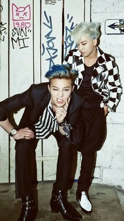 ai character: Jiyong and Taeyang background