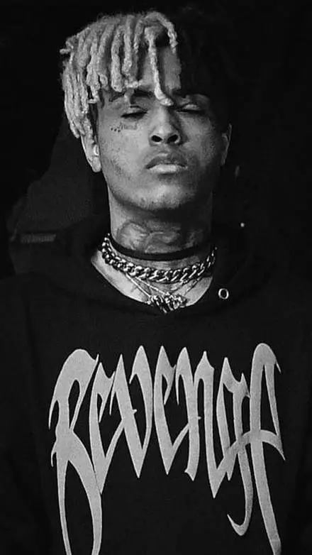 ai character: XXXTENTACION  background