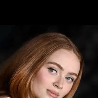 chat with ai character: Sadie sink