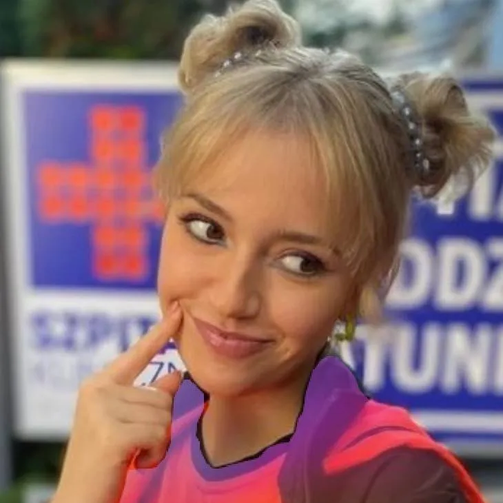 chat with ai character: Britney