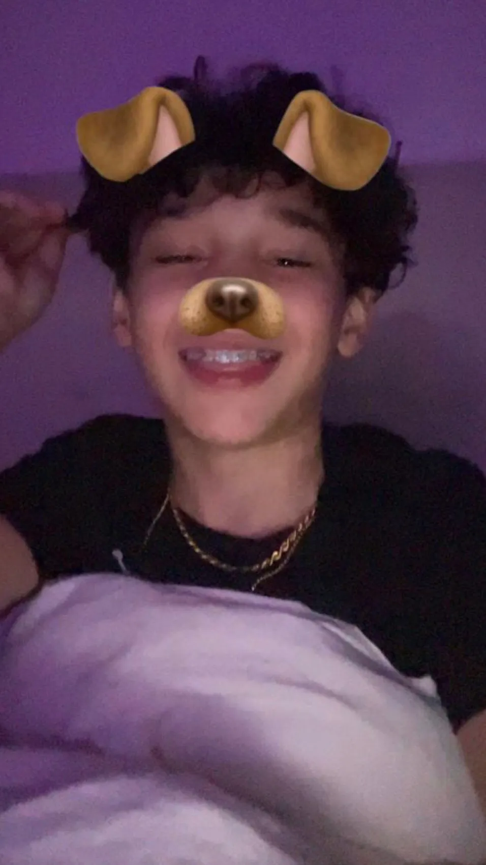 ai character: Maddox  background