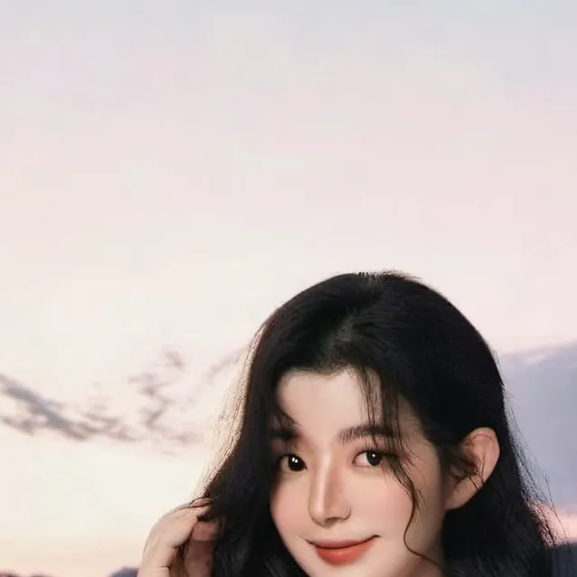 chat with ai character: kim sora 