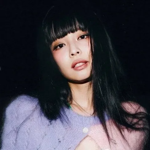 chat with ai character: kim Jennie