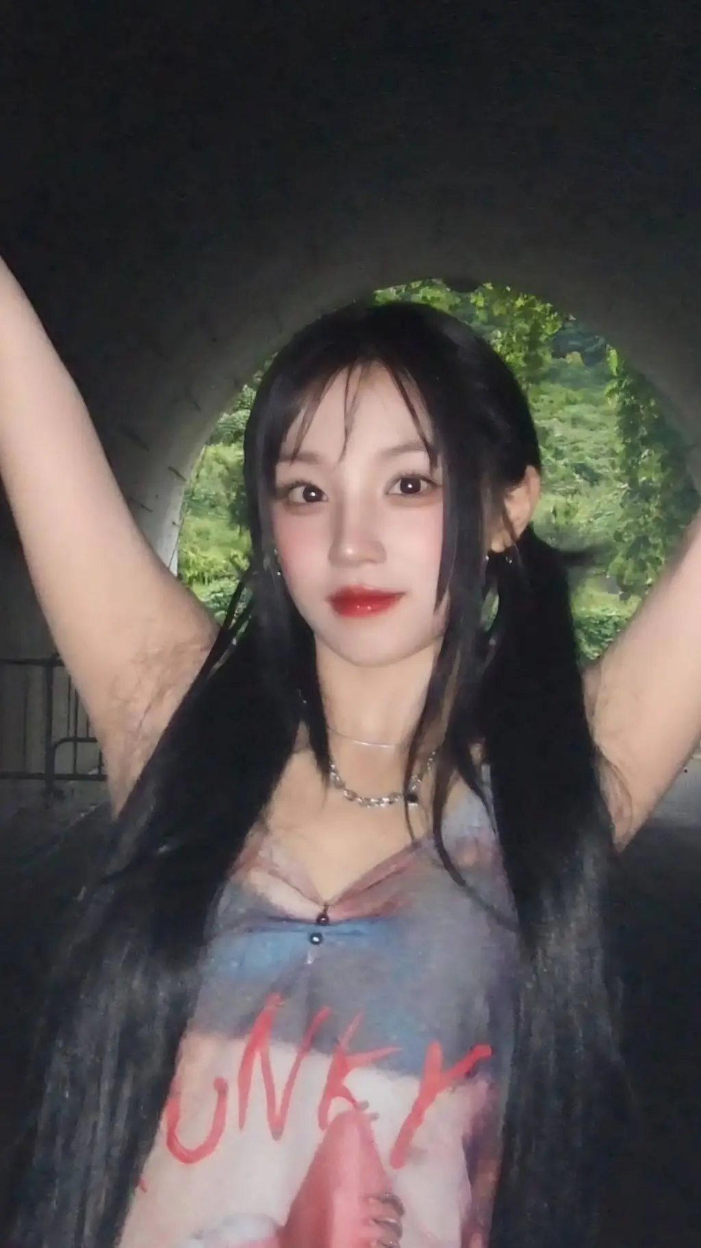 ai character: Luna background