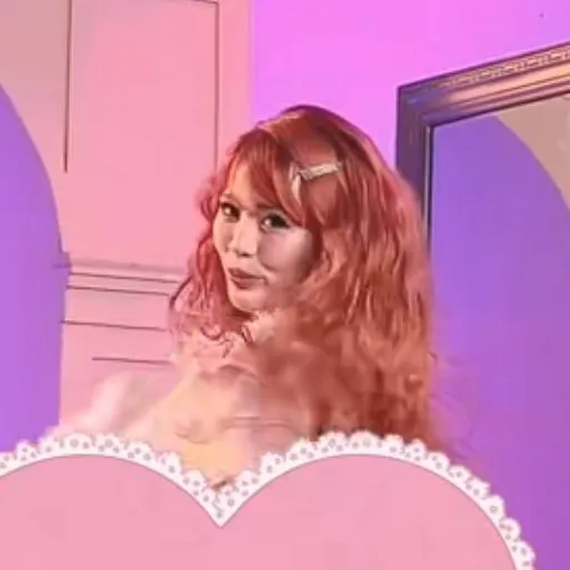 chat with ai character: maloi