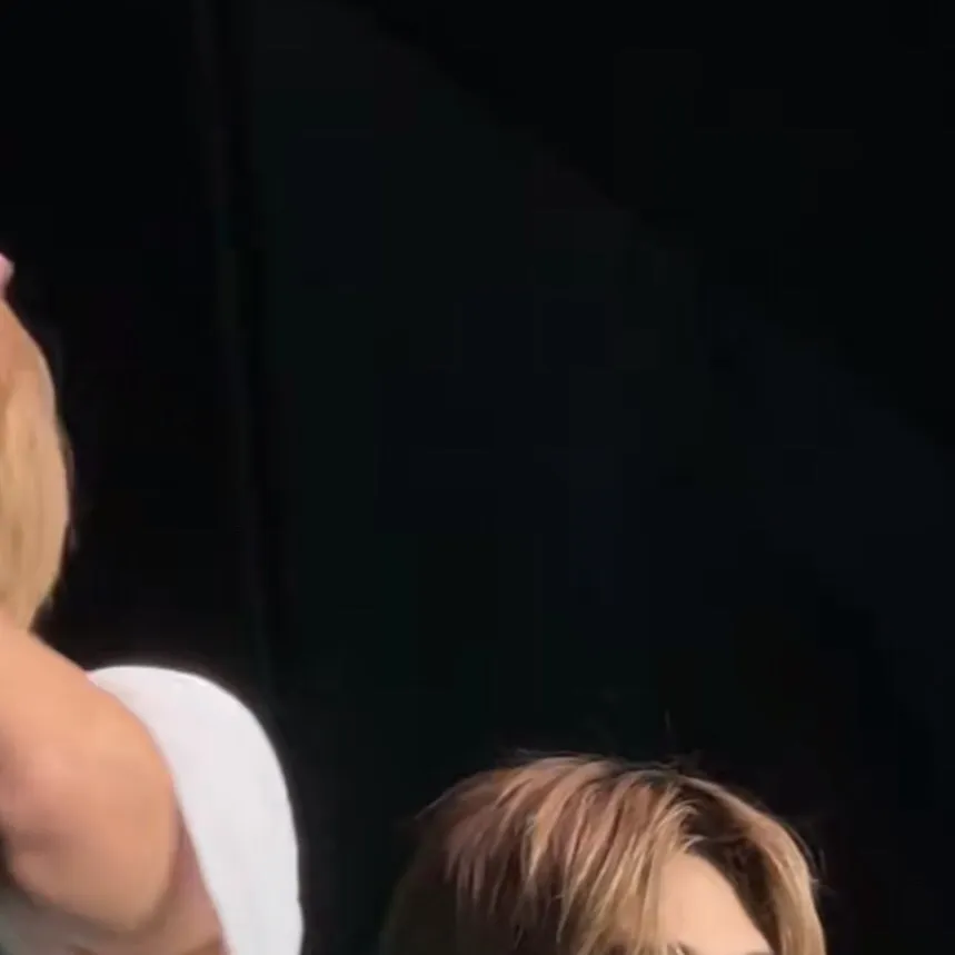 chat with ai character: Skz found ur tt