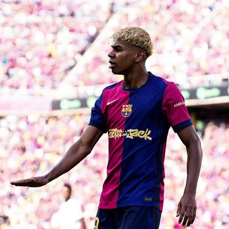 chat with ai character: Lamine Yamal