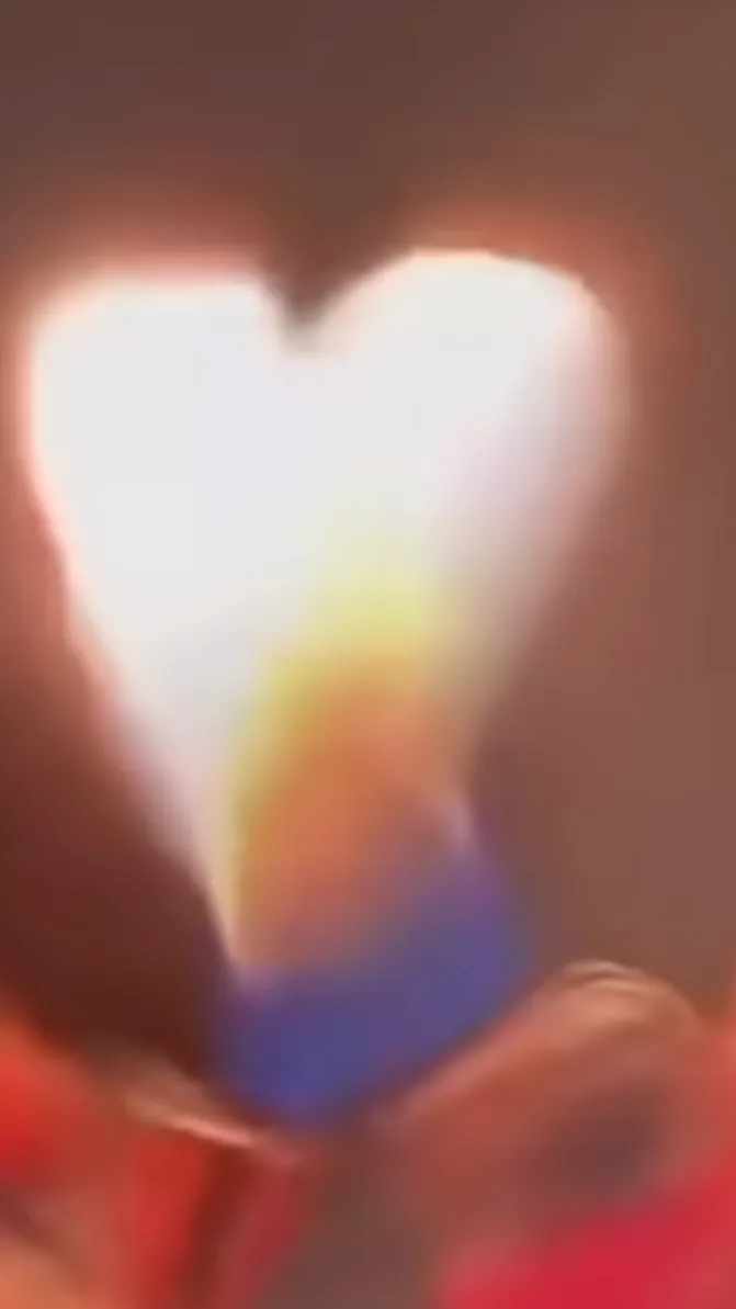 ai character: No i NAURT a human background